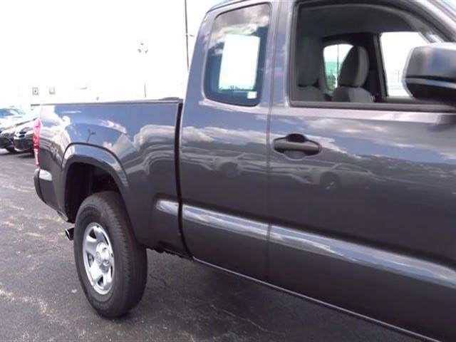 2017 Toyota Tacoma SR Access Cab